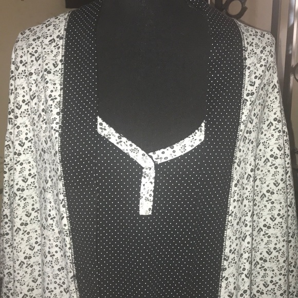 NWOT Polka Dot Floral Chemise Nightgown & Robe set - Picture 4 of 6